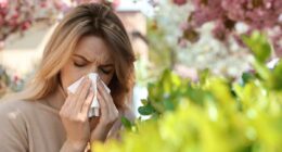 How to survive a 'pollen tsunami' â and 5 signs to get medical help